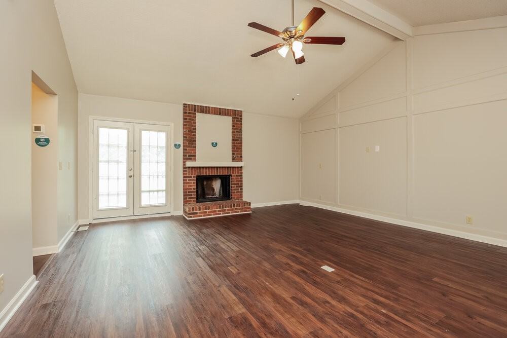 106 Devonshire Trl - Photo 5 of 17