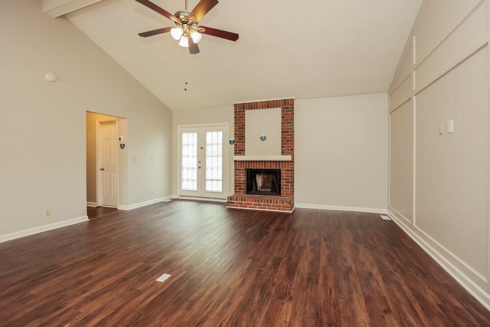 106 Devonshire Trl - Photo 6 of 17