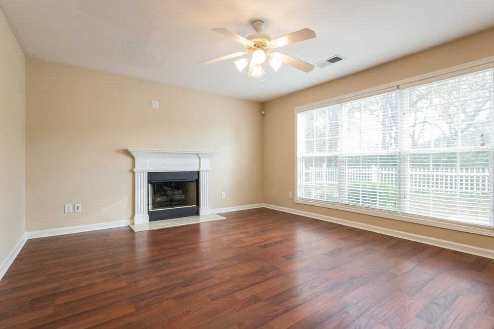 6443 Grand Hickory Dr - Photo 3 of 15