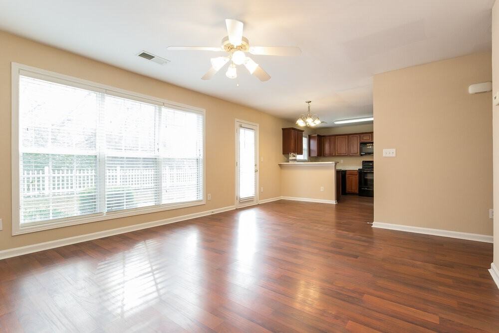 6443 Grand Hickory Dr - Photo 4 of 15