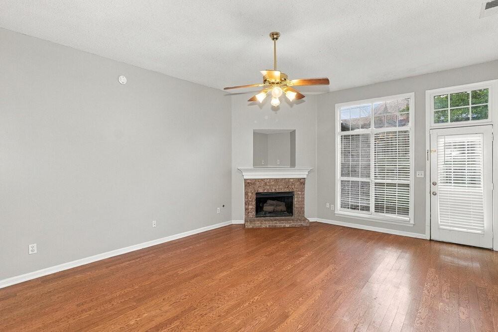 2811 Misty Bay Dr - Photo 6 of 17