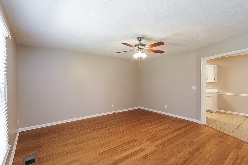 1834 Turnstone Ct - Photo 4 of 17