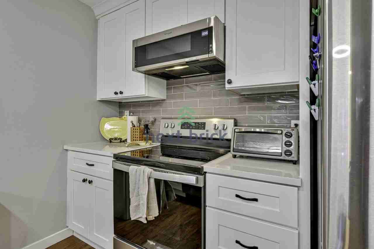 13782 Ne 60th Way #127 - Photo 5 of 22