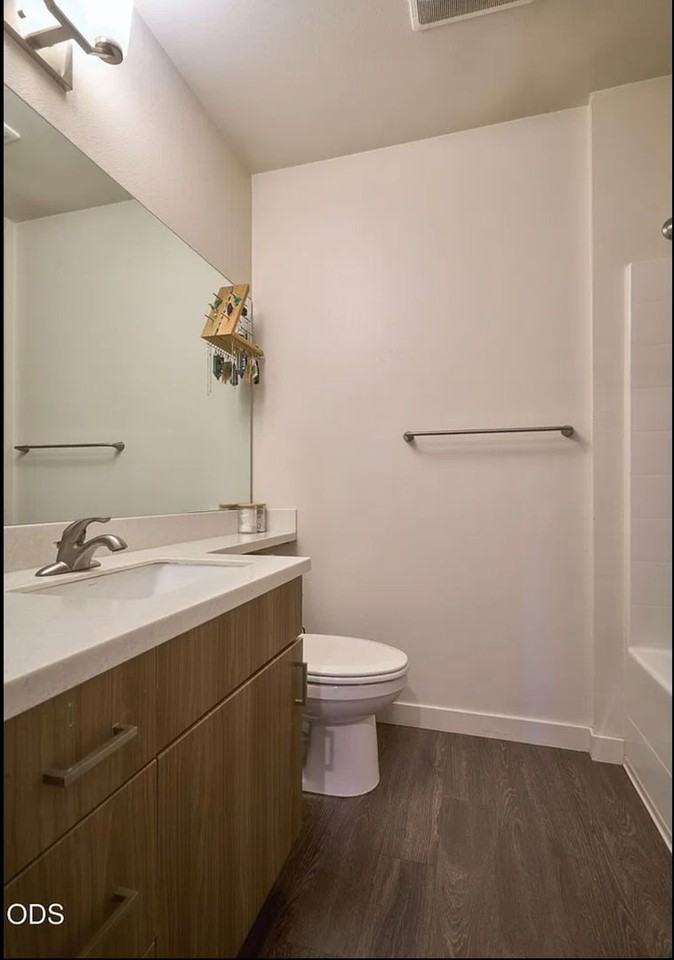 61 S Mountain Ave - Photo 3 of 39