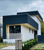 featured image of 2318 Wallace Ave