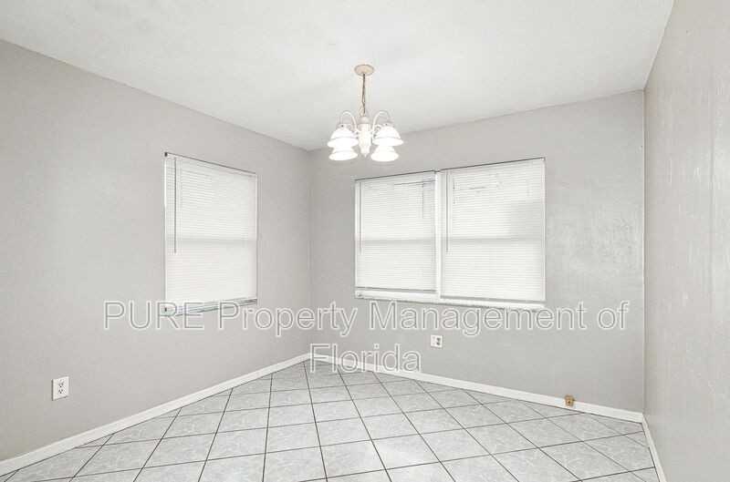16 Almond Ter - Photo 7 of 50
