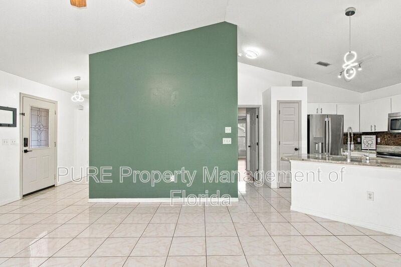 645 Nw 65th St - Photo 6 of 43