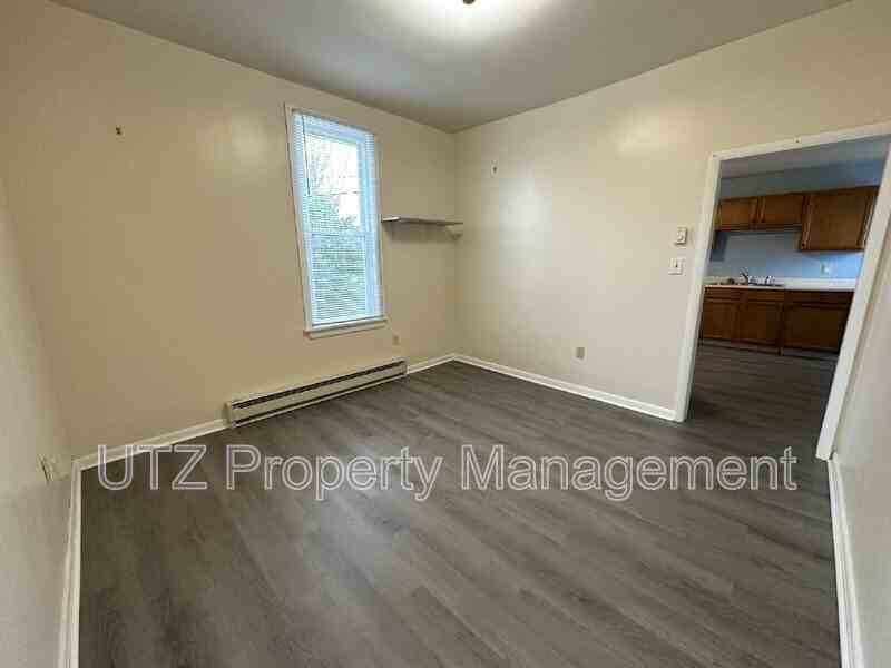 4234 Hanover Pike #B - Photo 6 of 17