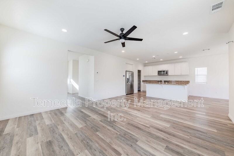 35444 Asturian Way - Photo 3 of 19