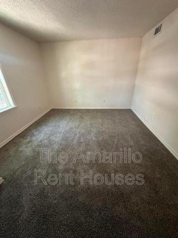 1636 N Nelson St - Photo 4 of 14