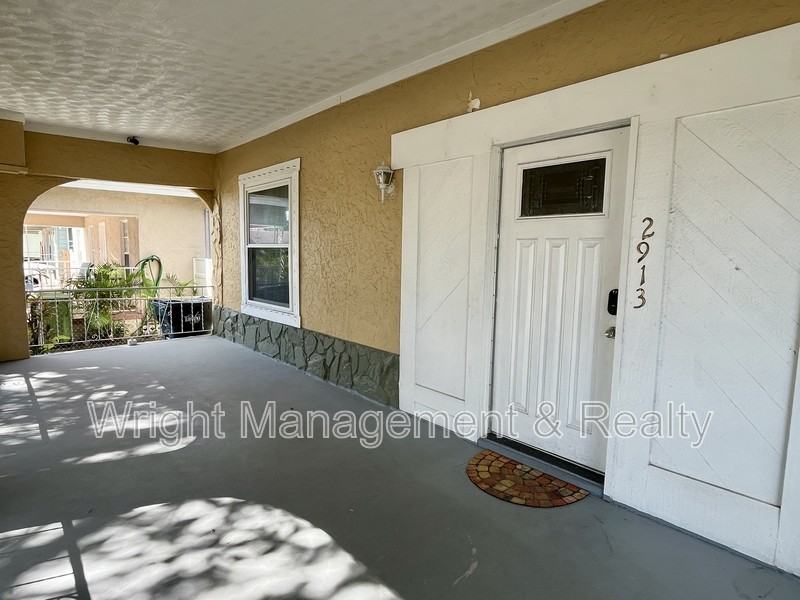 2913 W Tampa Bay Blvd - Photo 4 of 27