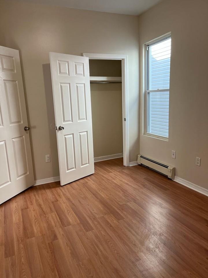 47 Delavan Ave #2 - Photo 3 of 26
