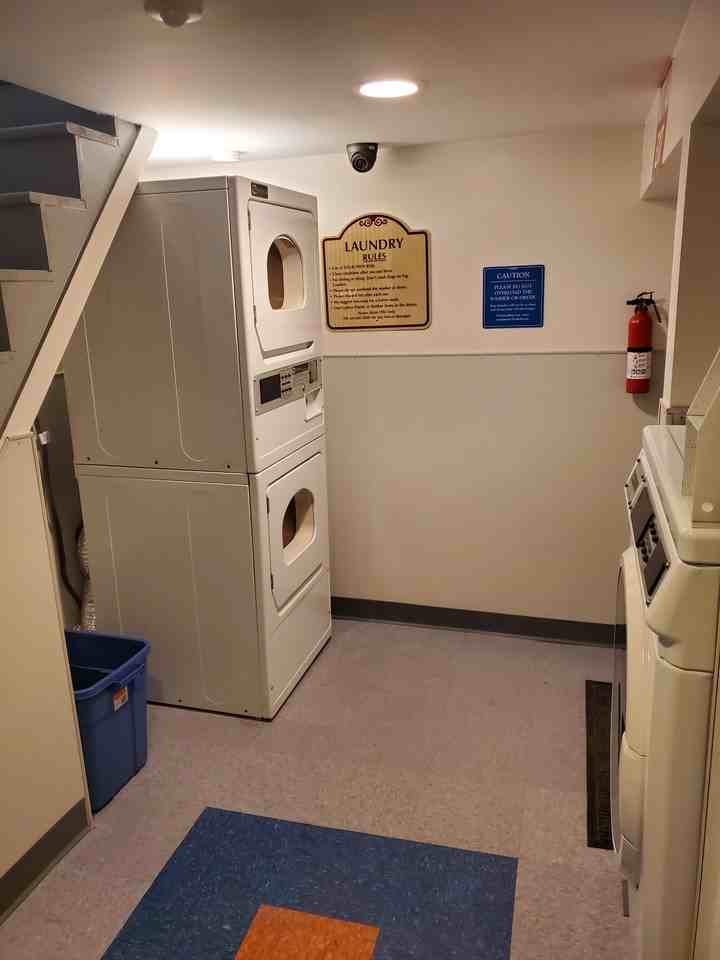 47 Delavan Ave #2 - Photo 5 of 26