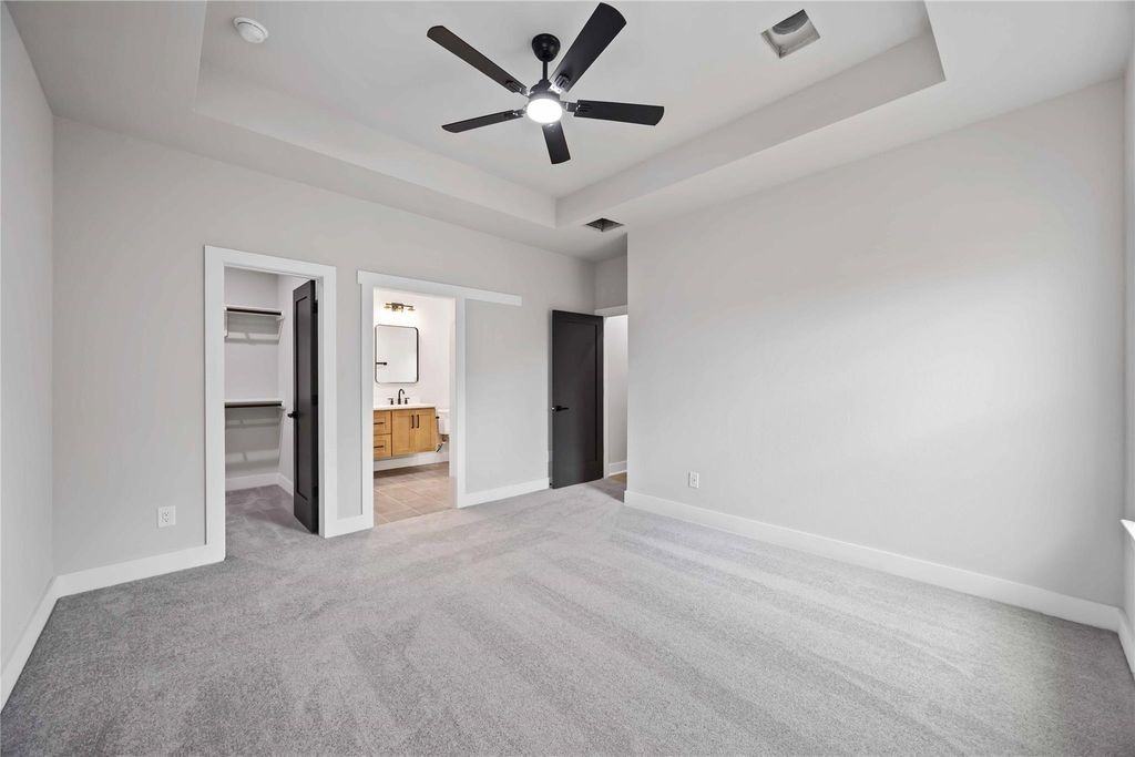 8310 Mariah St #B - Photo 4 of 8