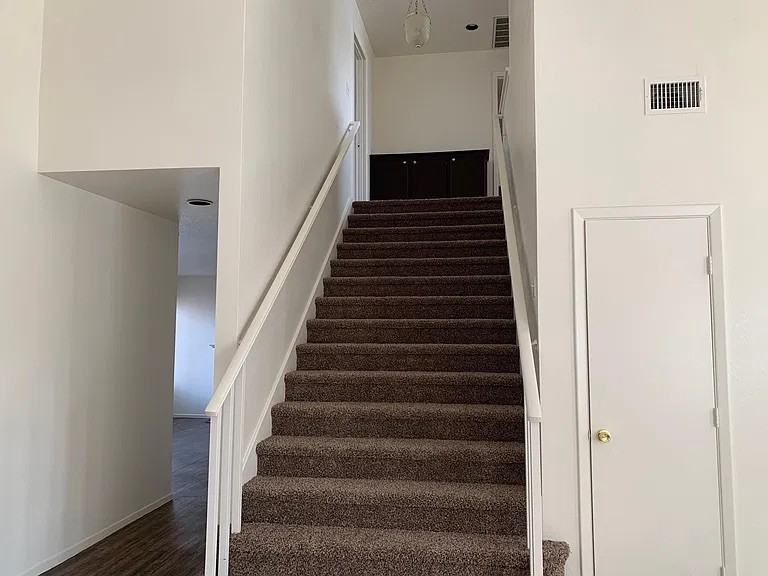 1320 Heather Ridge Rd - Photo 2 of 5