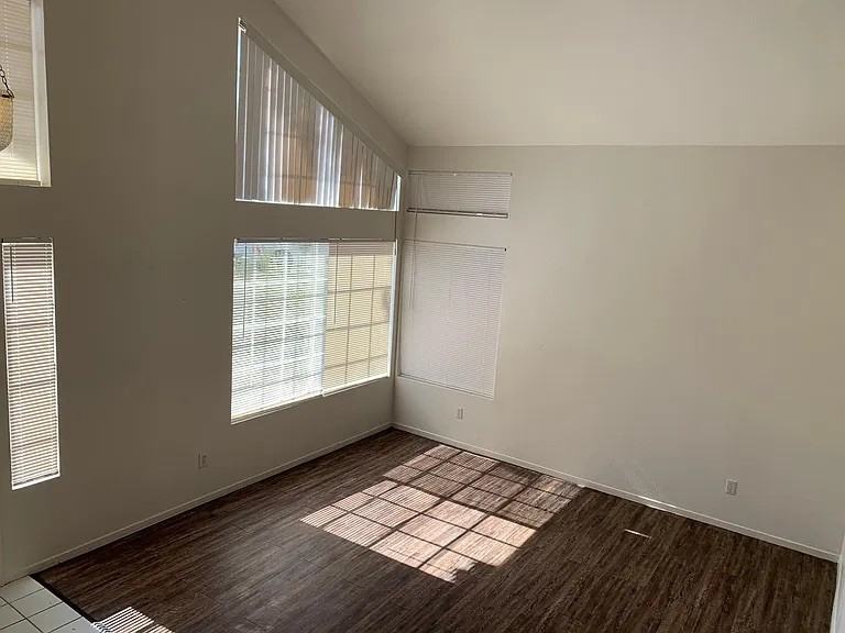 1320 Heather Ridge Rd - Photo 3 of 5