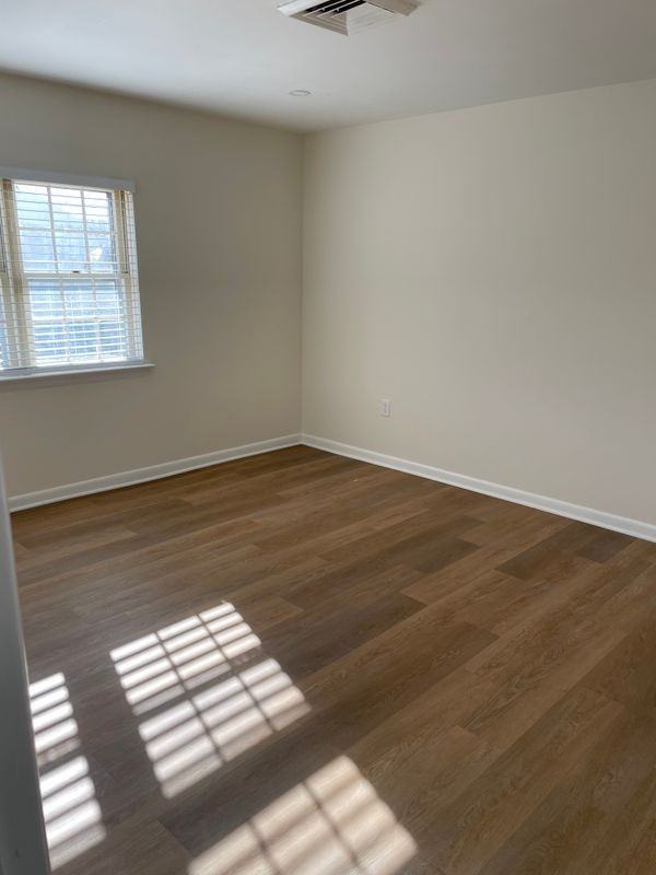 107 N 2nd St - Photo 6 of 11