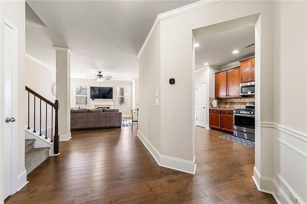 2145 Red Barn Ct - Photo 2 of 30