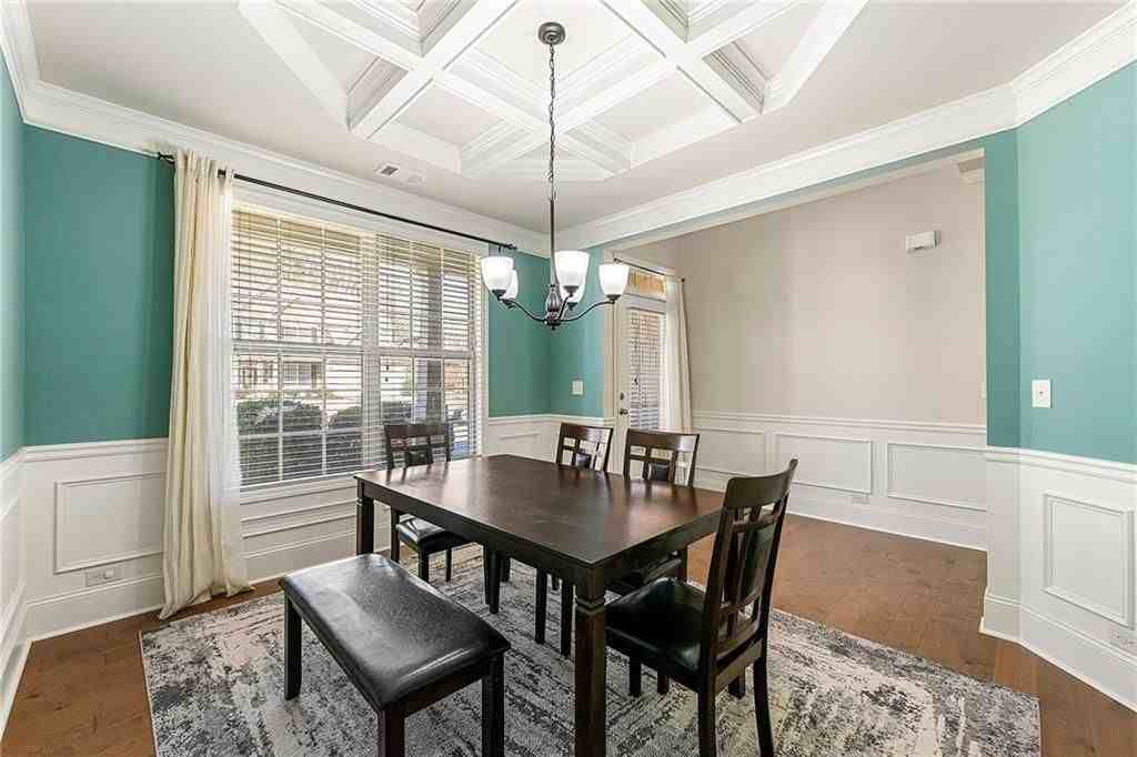 2145 Red Barn Ct - Photo 5 of 30