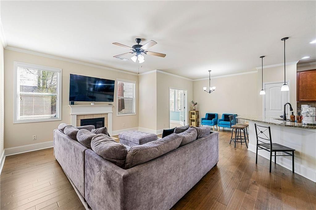 2145 Red Barn Ct - Photo 6 of 30