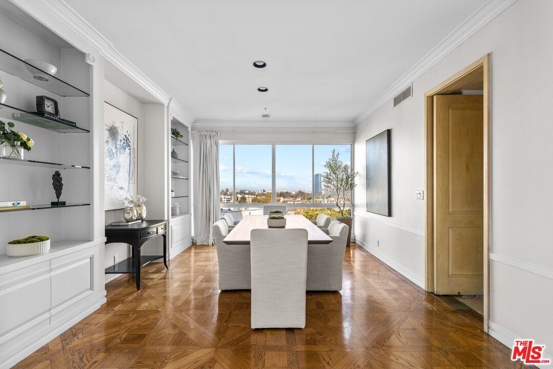 10490 Wilshire Blvd ##906 - Photo 4 of 31