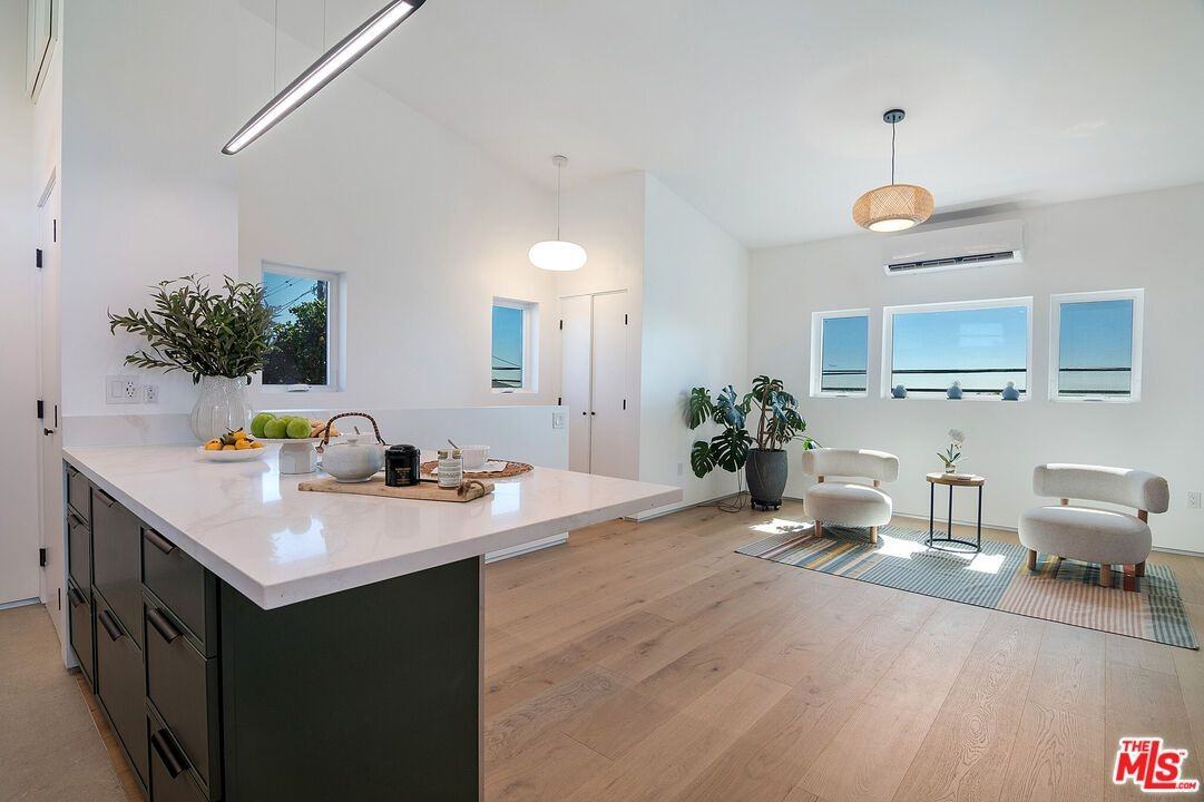 4438 W 60th St - Photo 2 of 27