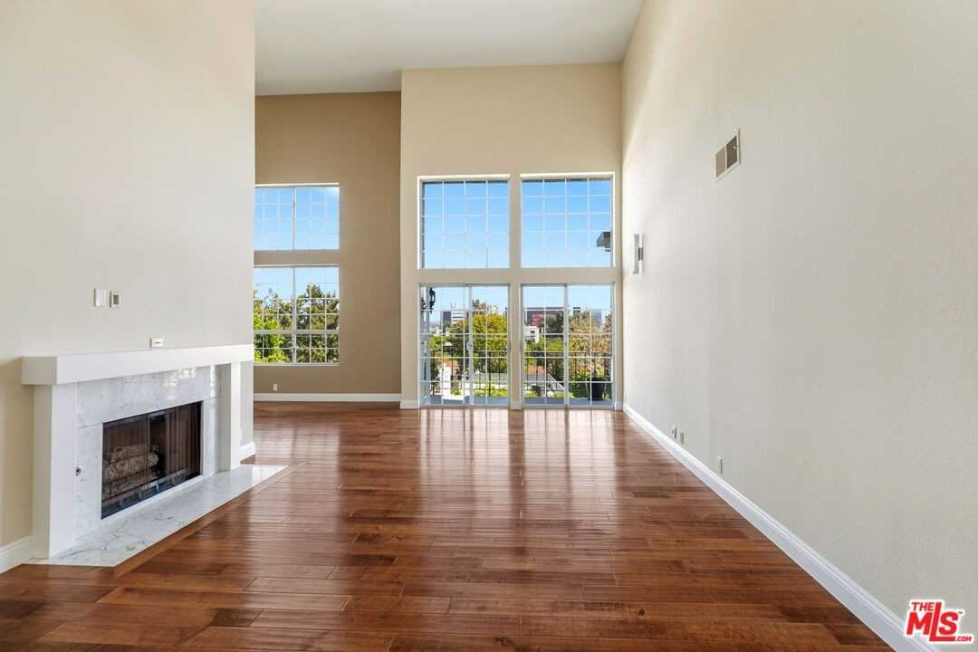 100 N Wetherly Dr ##Phc - Photo 7 of 37