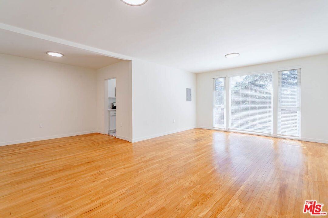 4141 Los Feliz Blvd ##25 - Photo 7 of 21