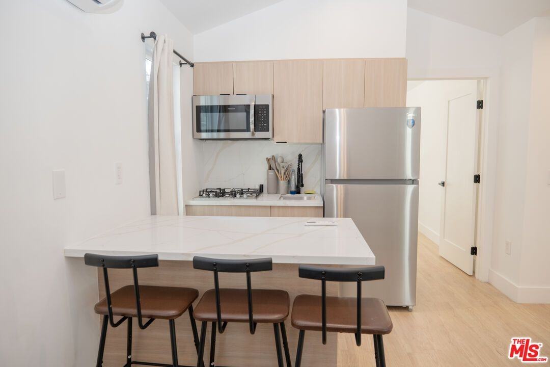 6138 Carlos Ave ##1/2 - Photo 4 of 18