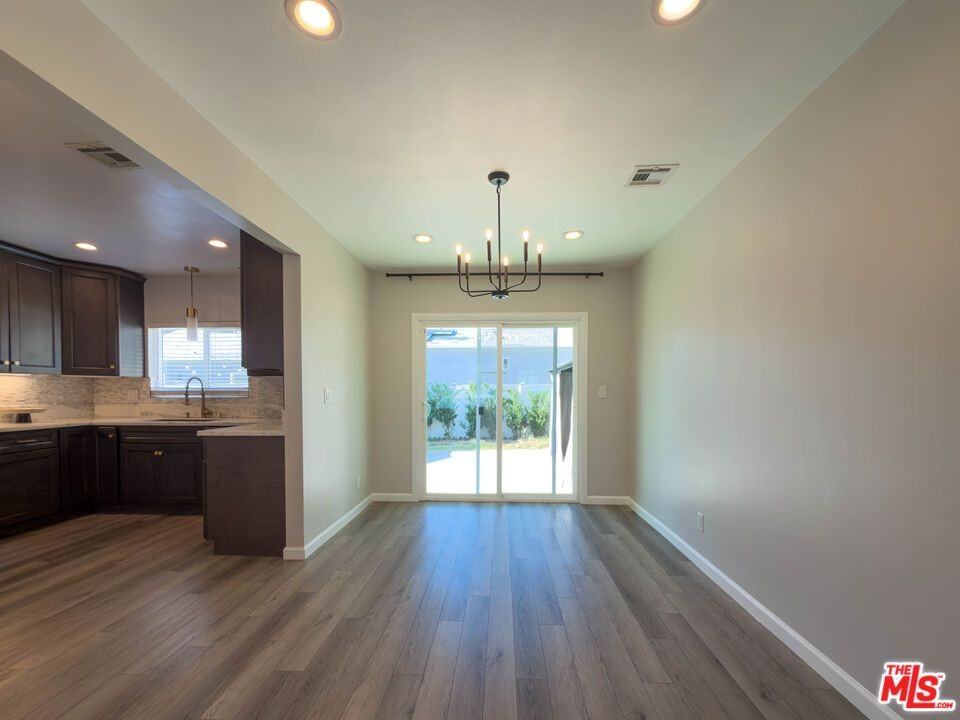 15449 Septo St - Photo 4 of 19