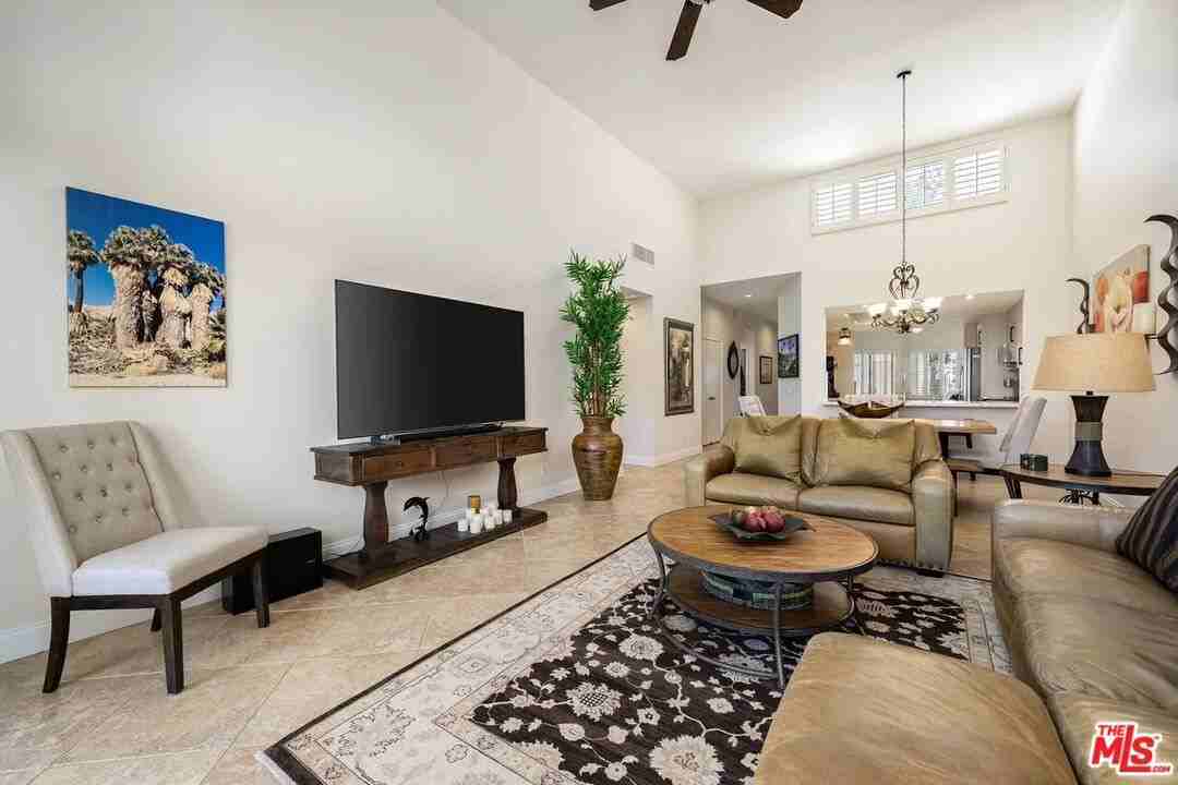 54469 Oakhill - Photo 2 of 50