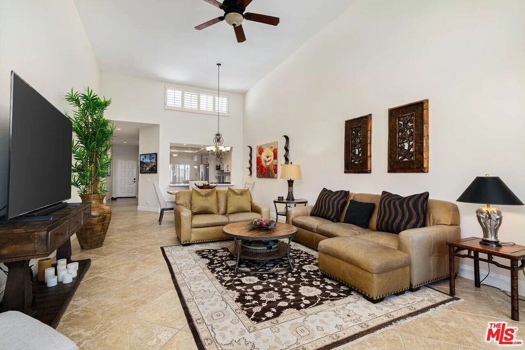 54469 Oakhill - Photo 4 of 50