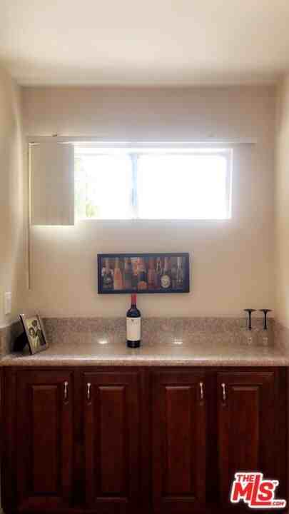 1200 S Shenandoah St ##105 - Photo 5 of 17