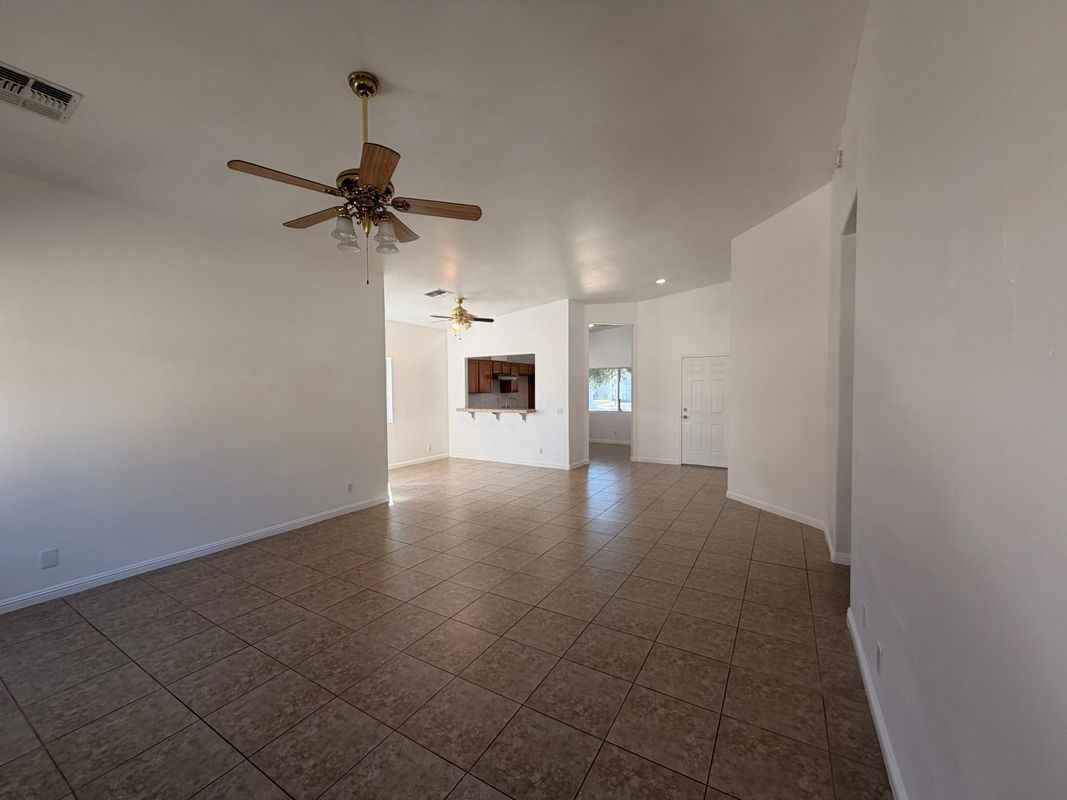 16320 Avenida Monteflora - Photo 5 of 6