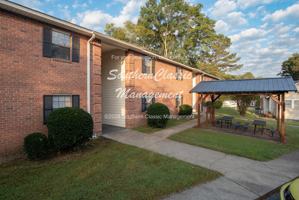 featured image of 1360 Irwinton Rd