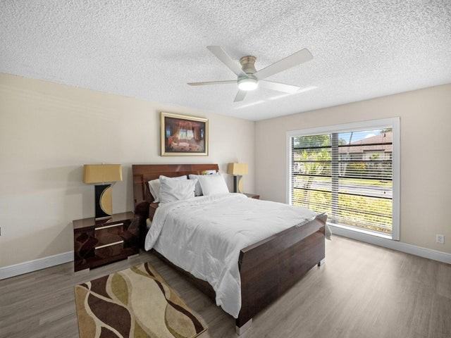 4751 Storkwood Way #B - Photo 7 of 8