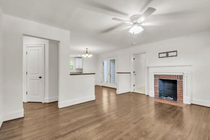 301 Melville Ave - Photo 5 of 26