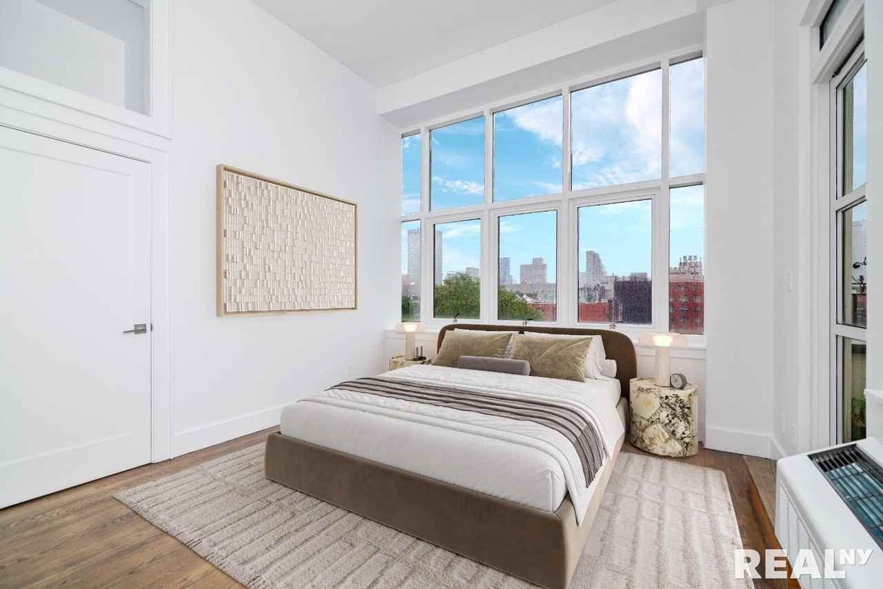 Ridge St #PH - Photo 5 of 8