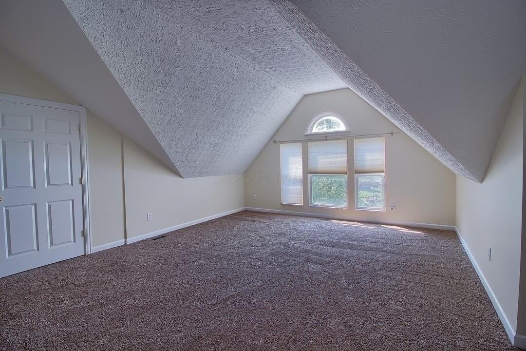 225 Stamford Dr - Photo 5 of 22