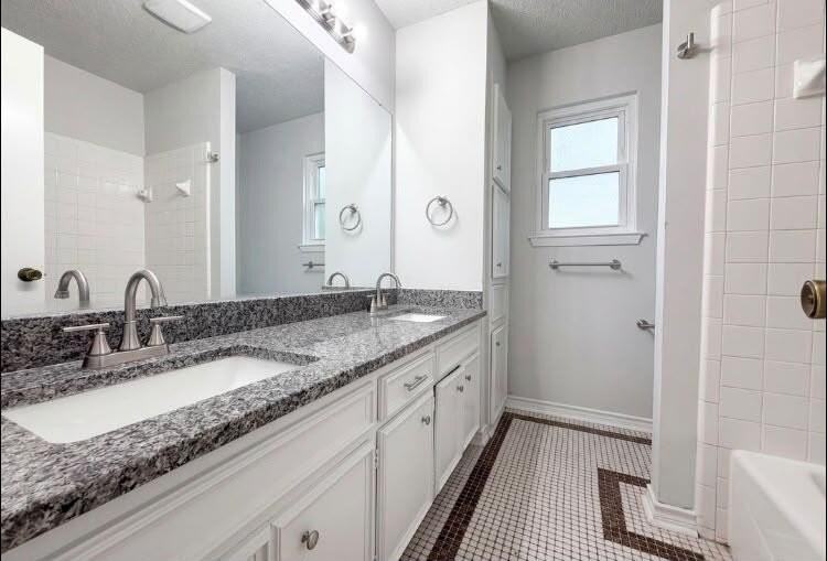 13930 Winding 10th Street - Photo 5 of 8