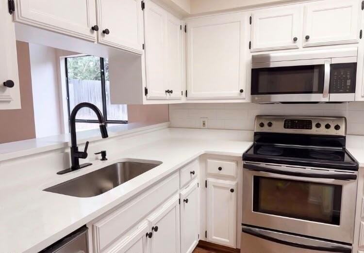 3801 menchaca 12th Street #RD - Photo 3 of 10