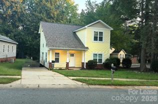 2753 Wingate Ave - Photo 1 of 1