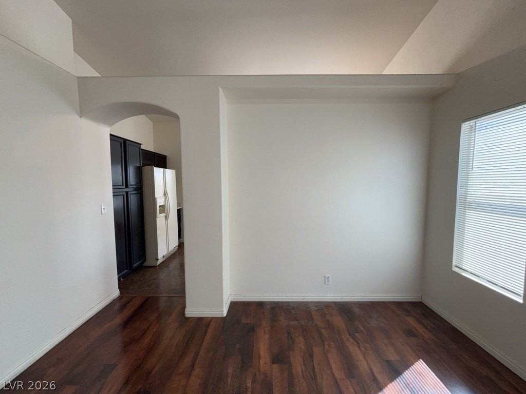 6643 Fallona Ave - Photo 4 of 15