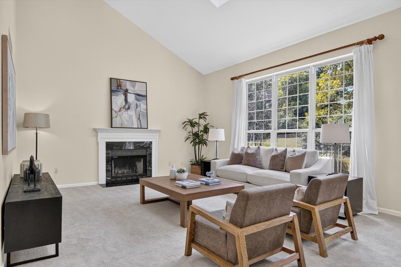 4905 Ravine Ct - Photo 5 of 50