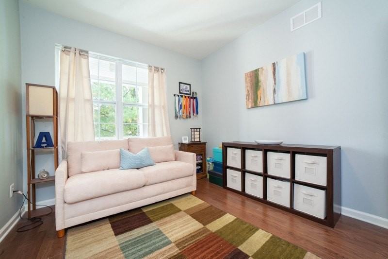 10 Taft Ln - Photo 7 of 14