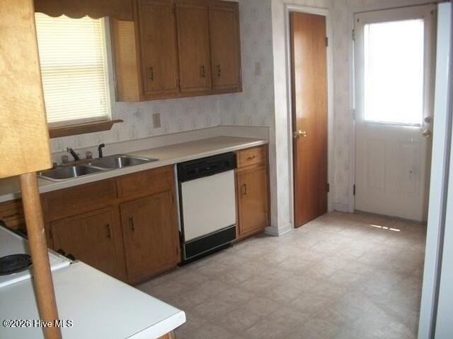 2340 Milan Ct - Photo 5 of 15