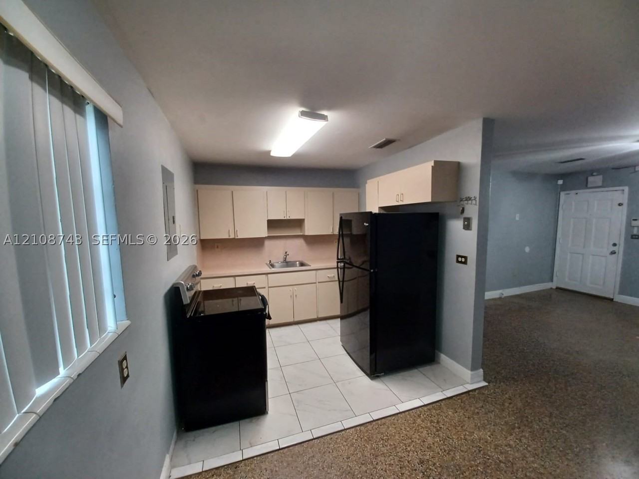 14731 Sw 104th Ct - Photo 3 of 7