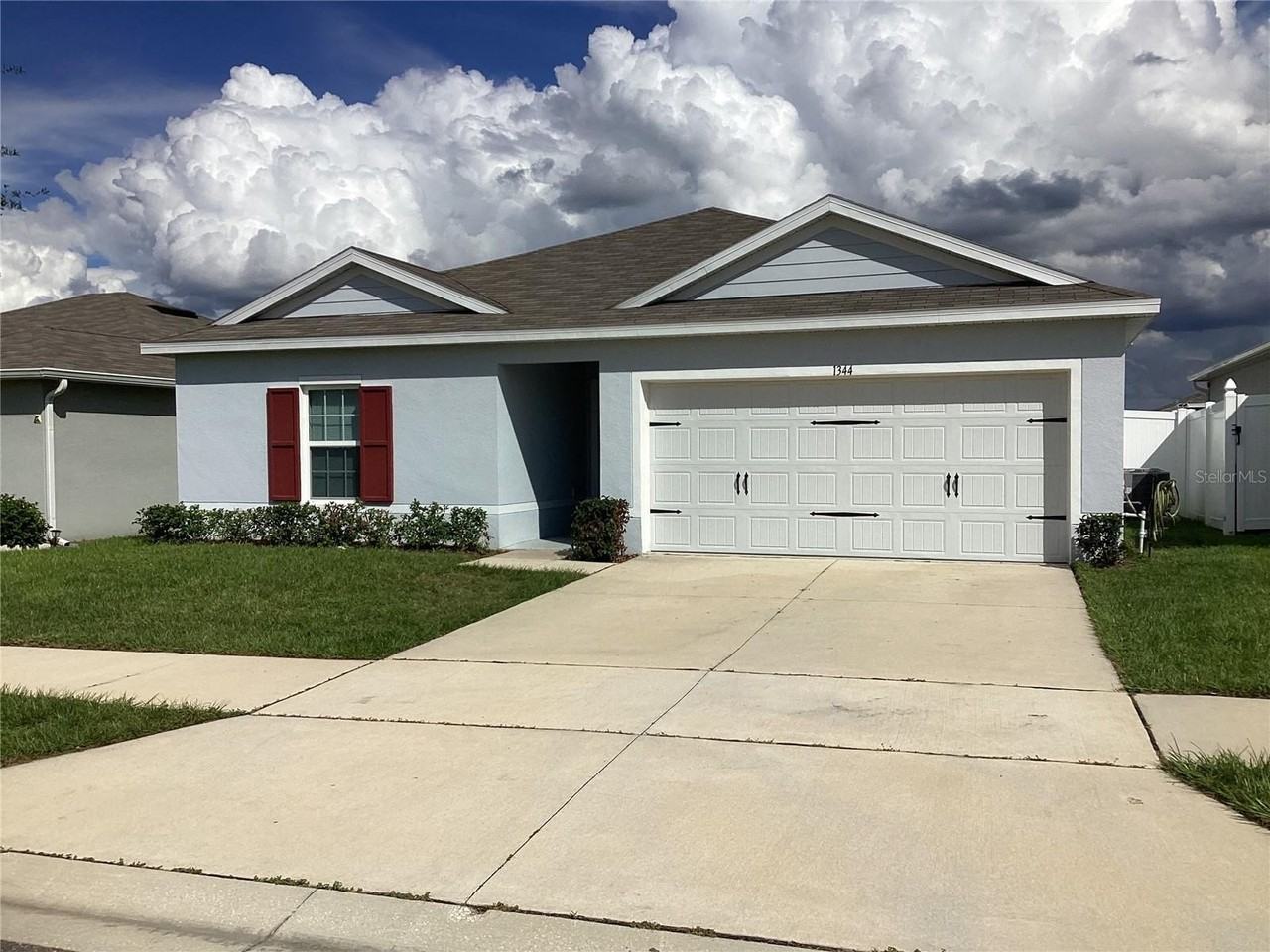1344 Madison Cir - Photo 2 of 16
