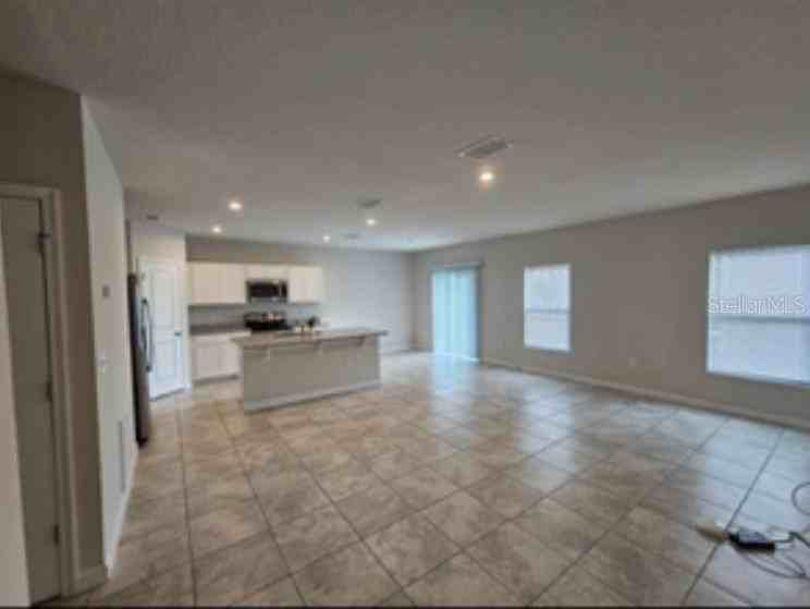 1344 Madison Cir - Photo 7 of 16