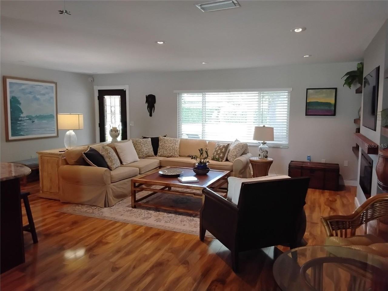 571 Lentz Rd - Photo 6 of 25